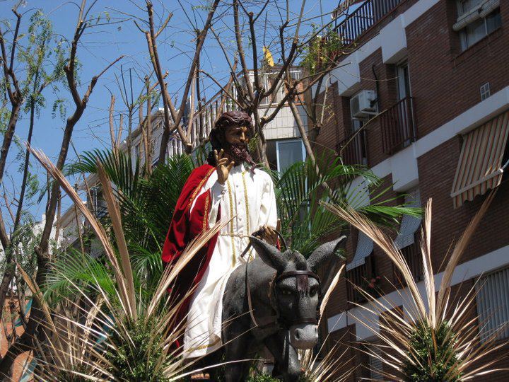 Procesión de Nuestro Padre Jesús en su Sagrada Entrada Triunfal en Jerusalén a Lomos de una Pollina
