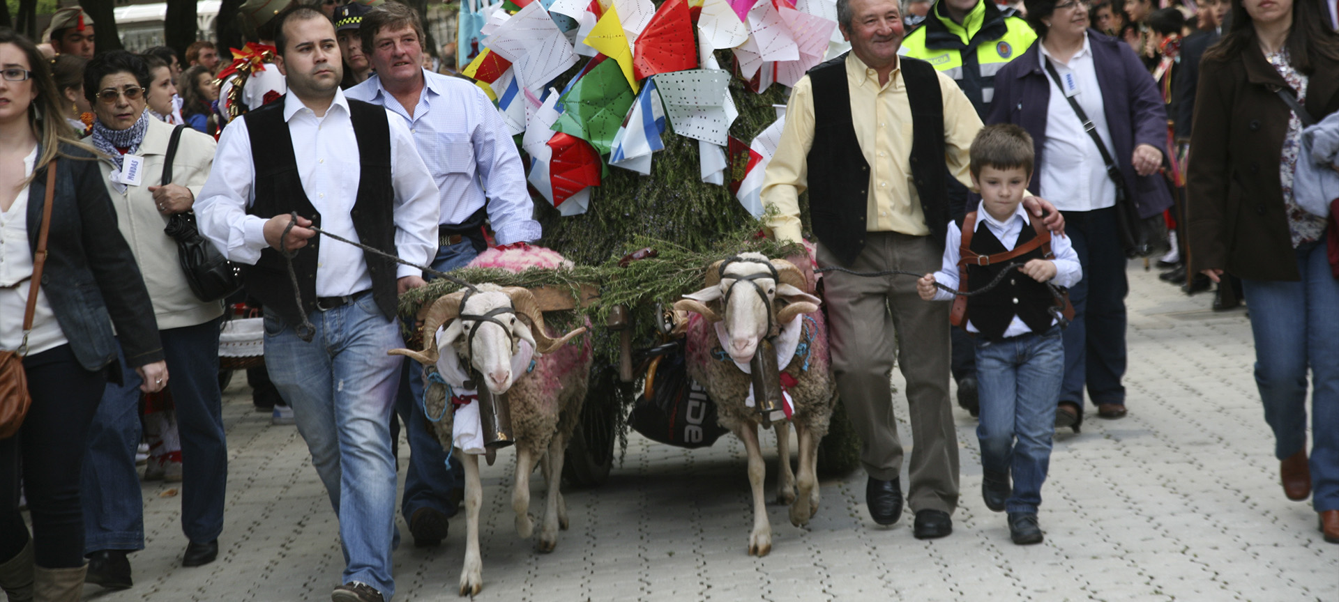 FIESTA DE LAS MONDAS